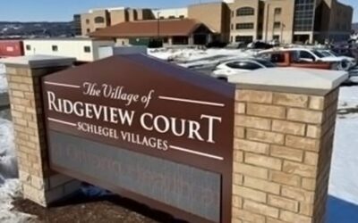 Unifor welcomes new health care members at Ridgeview Court in Milton
